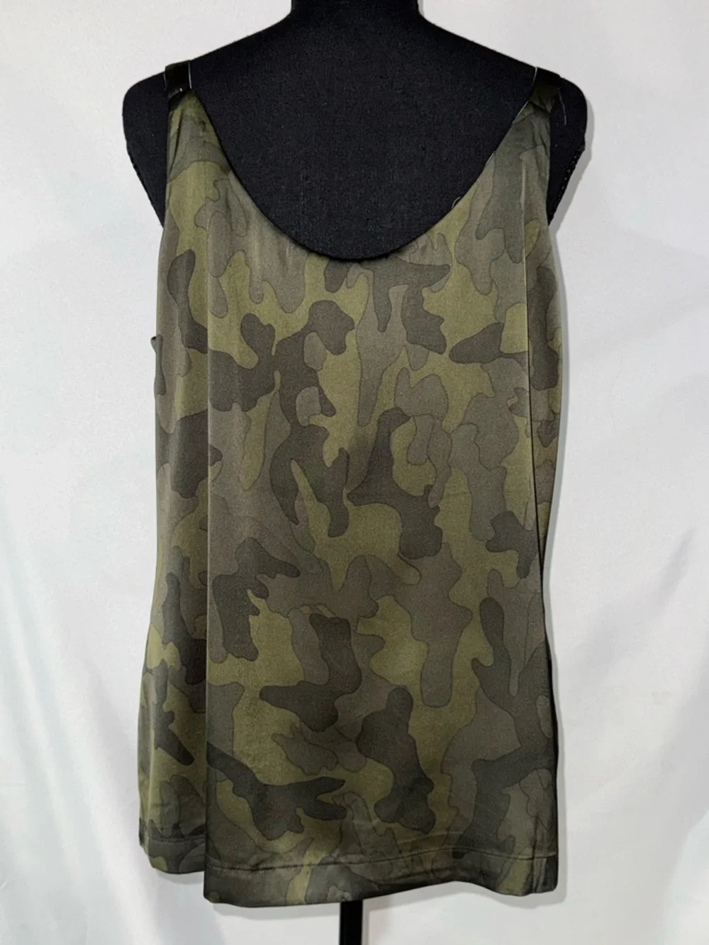 Reversible White House Black Market White Floral Print V-Neck Silk Camisole - Picture 6 of 9